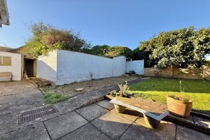 Gardens- click for photo gallery